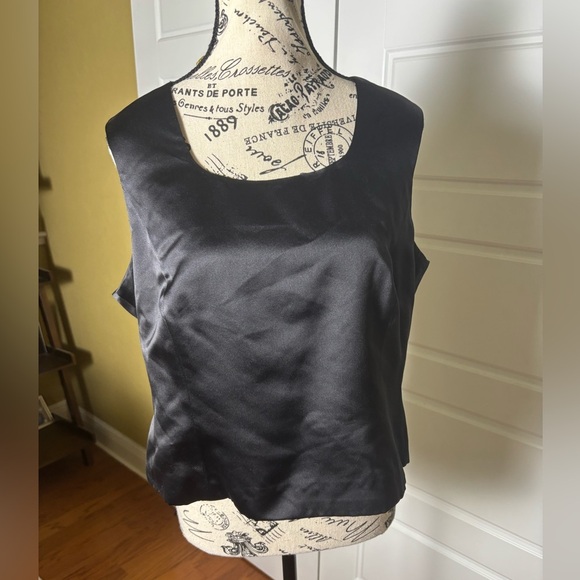 Vintage! Burberry Black silk vest blouse Size 12 - Picture 1 of 5